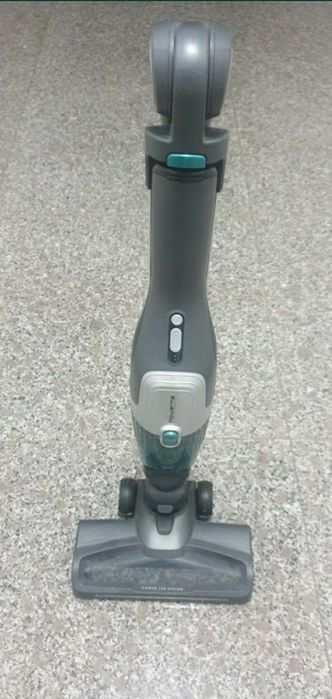Aspirator vertical fara fir Rowenta X-trem Compact 2in1