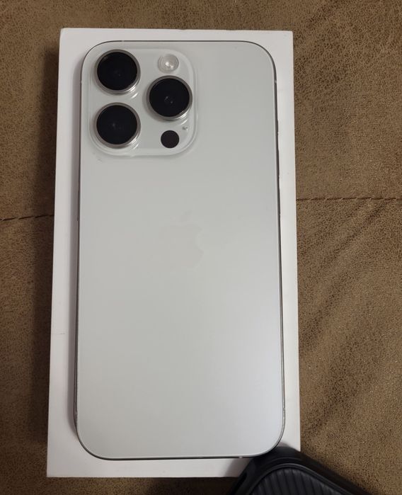 IPhone 15 pro dual sim 128gb