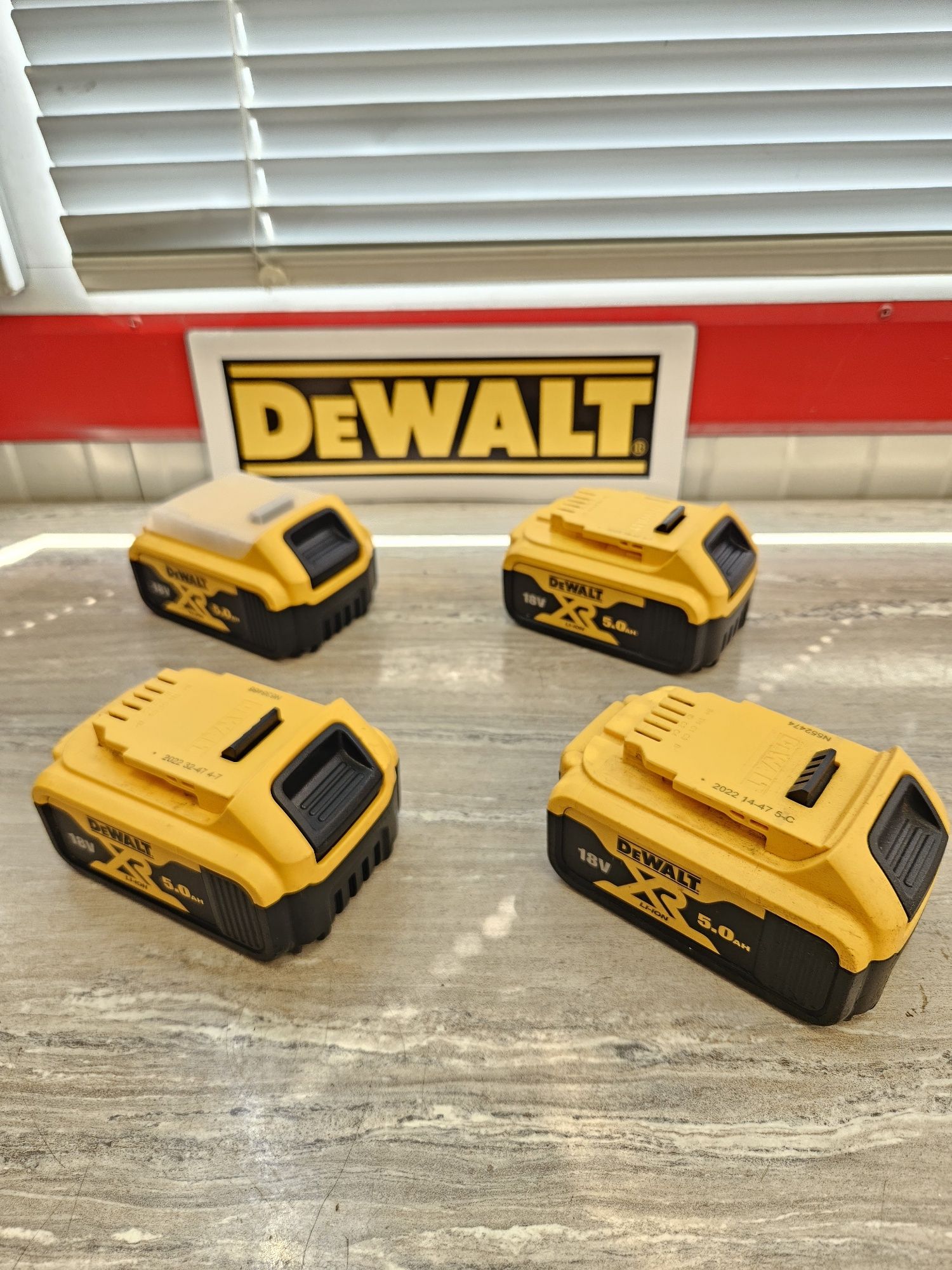 Dewalt Батерии 18V.5Аh.DCB184.
