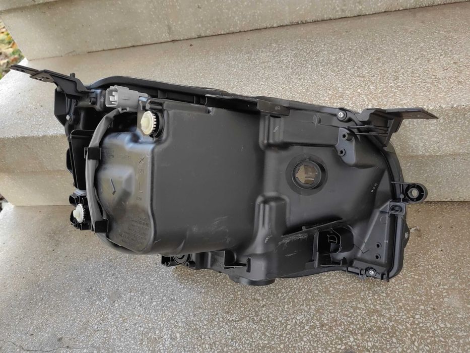 Фар Suzuki Ignis LED ляв / Фар Сузуки Игнис Оригинален