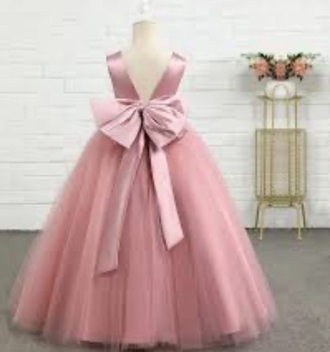 Платье длинное в пол 120р 6-8л