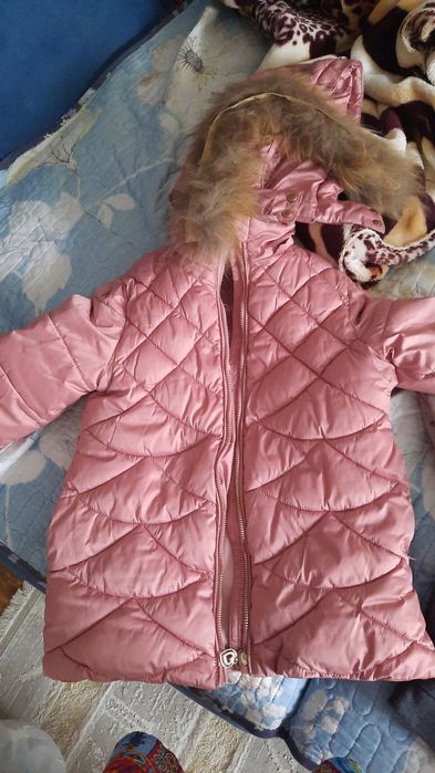 Пуховик на 1,5 или 2 года, зимний 2000