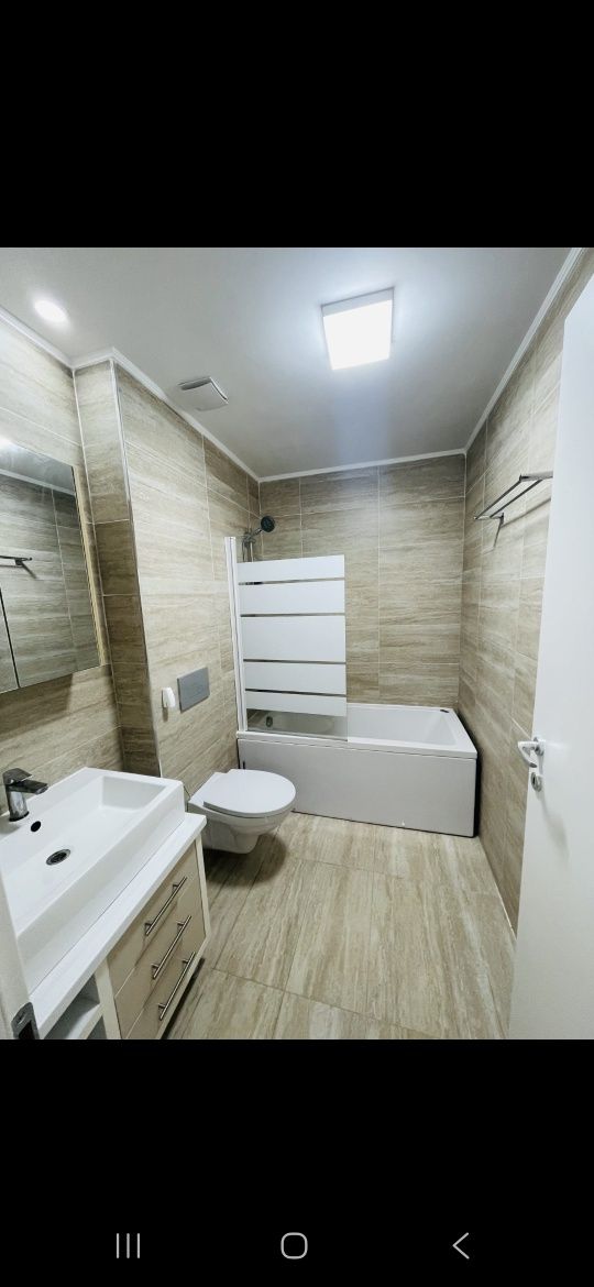 Propietar închiriez apartament în Cosmopolis