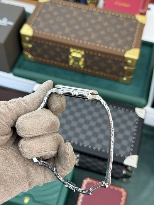 Patek Philippe Cubitus