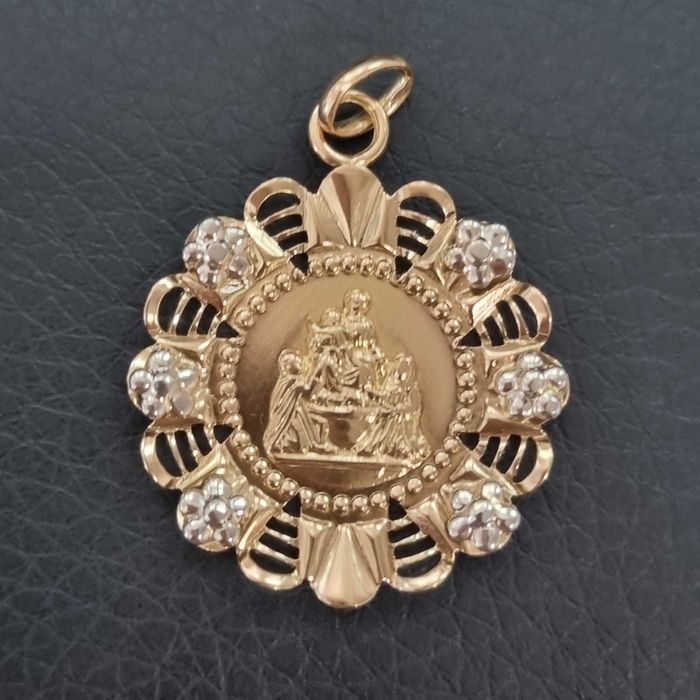 ( B28574.2 / Ag28 Doi Baieti ) Medalion Aur 18K - 2.78 grame / 890 lei