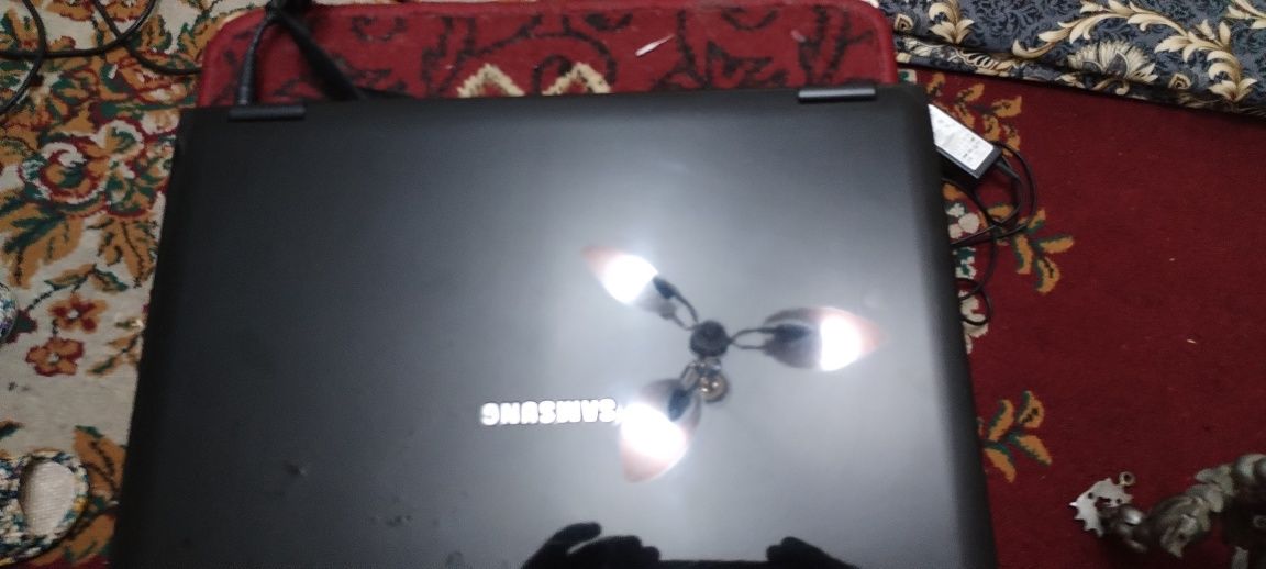 Ноутбук samsung r710