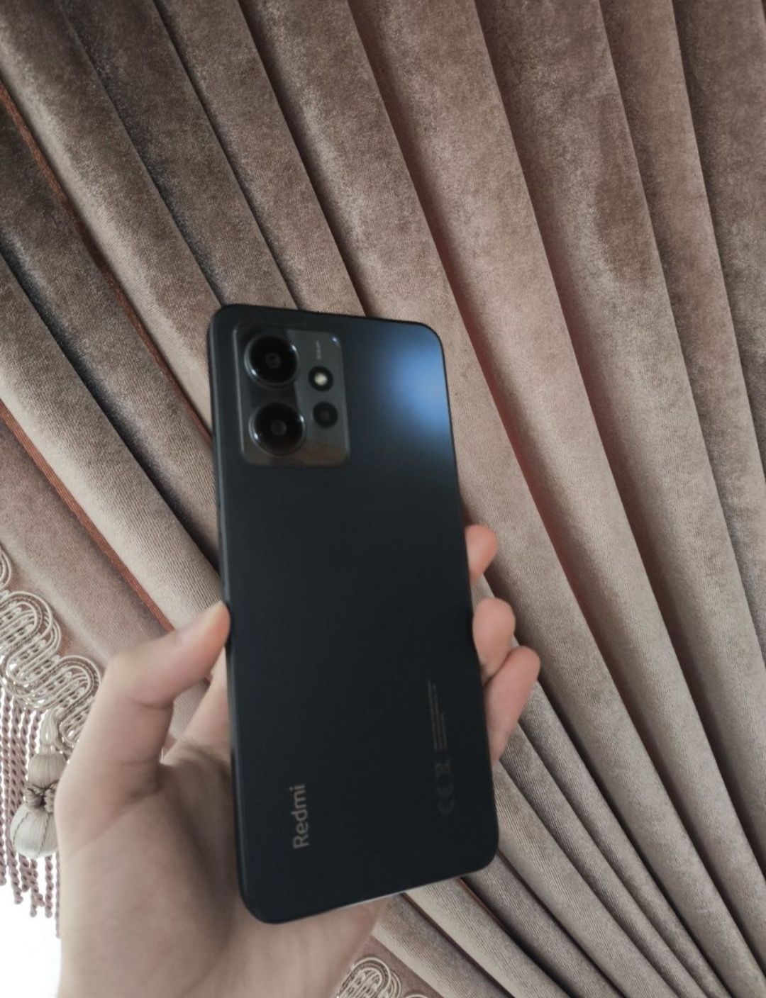 Redmi not 12  8+8/128 ideal aybi yoʻq