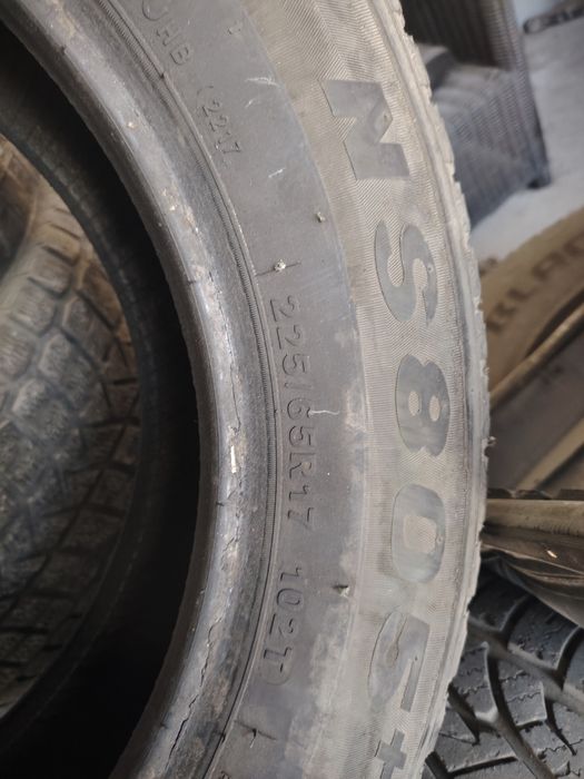 Шины б/у  225х65х17 зимние