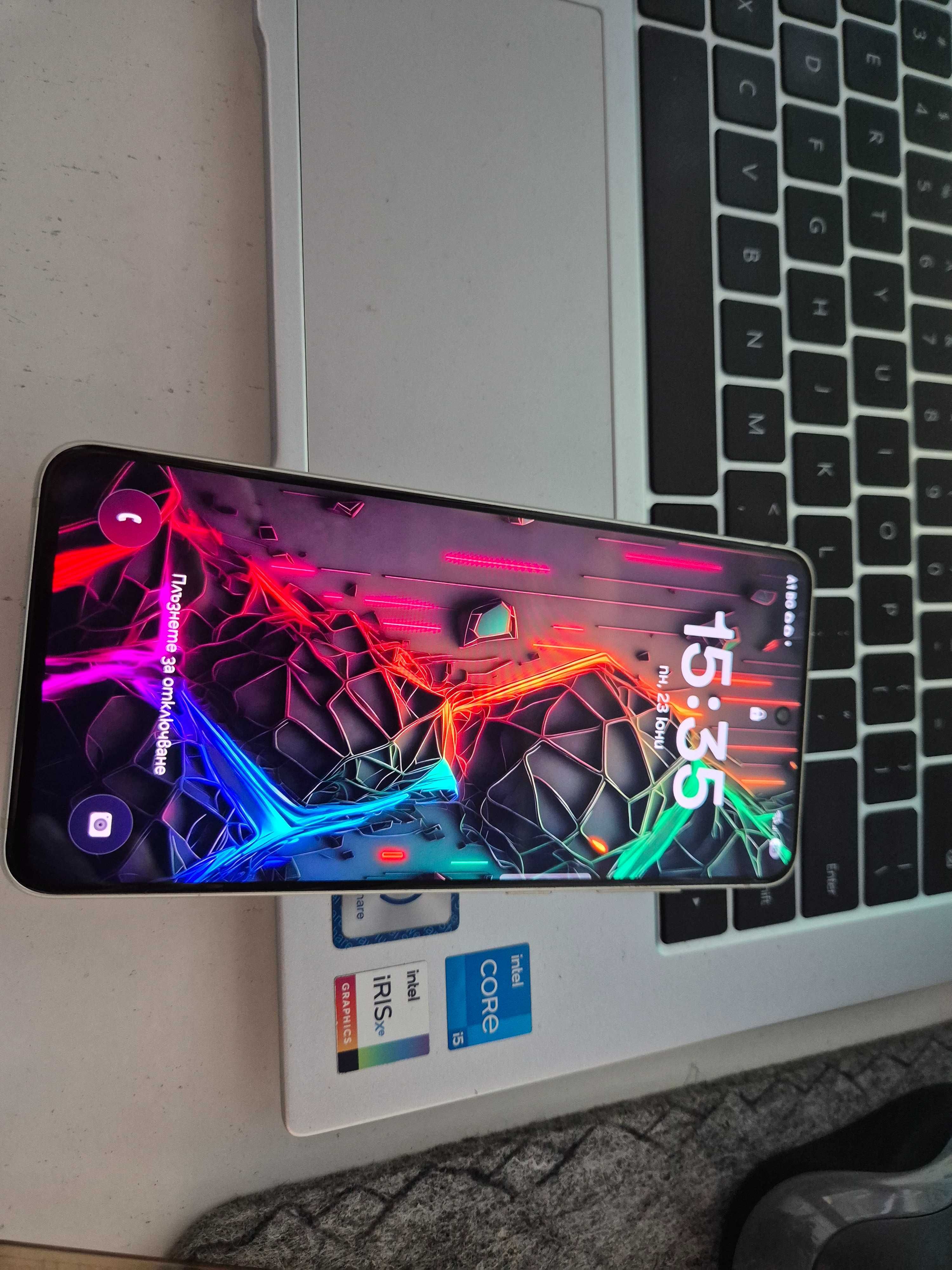 Samsung S21 FE *като нов*