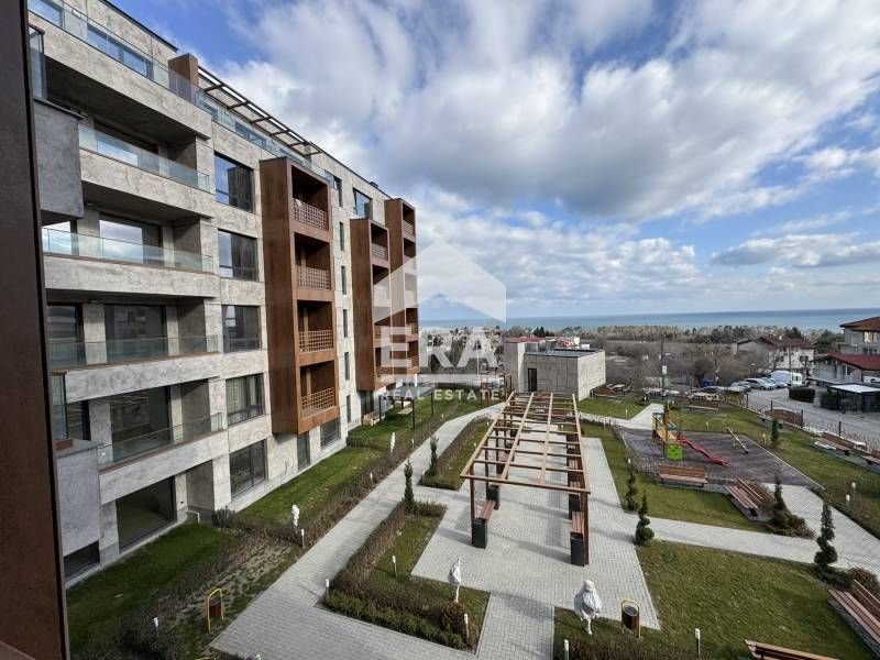 Продава се Тристаен апартамент в к.к. Св.Св. Константин и Елена - 148 кв.м за 2028 €/кв.м - Снимка #9