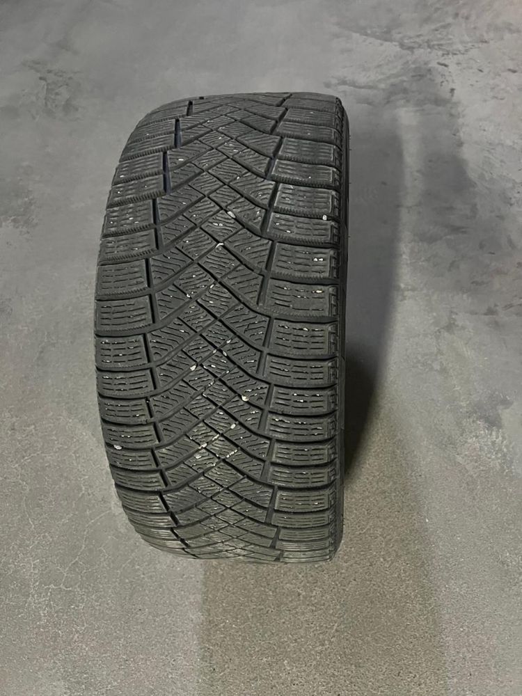 Продам шины Rotation 245/40 R18