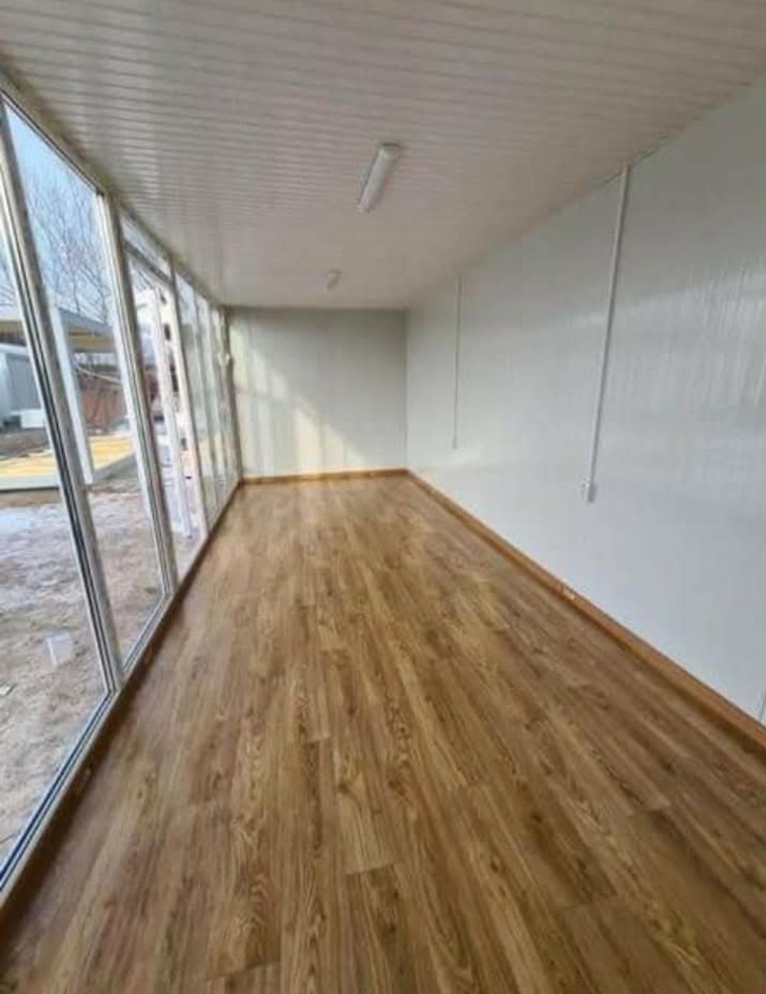 Vand container tip organizare de santier