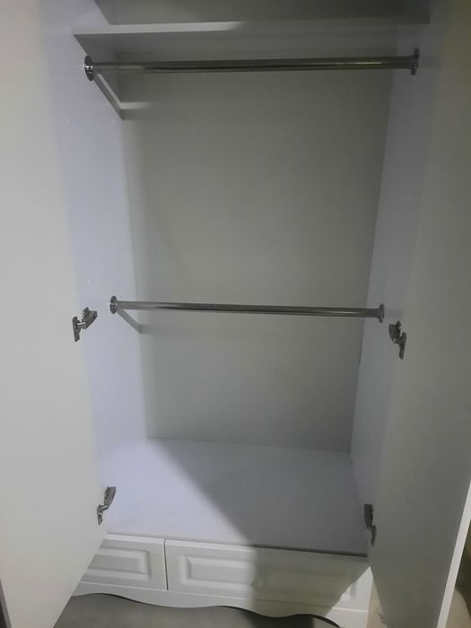 Детский шкаф с 3дверями,  кровать