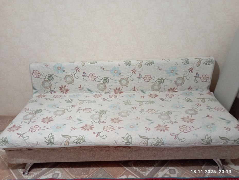 Продам тахту недорого