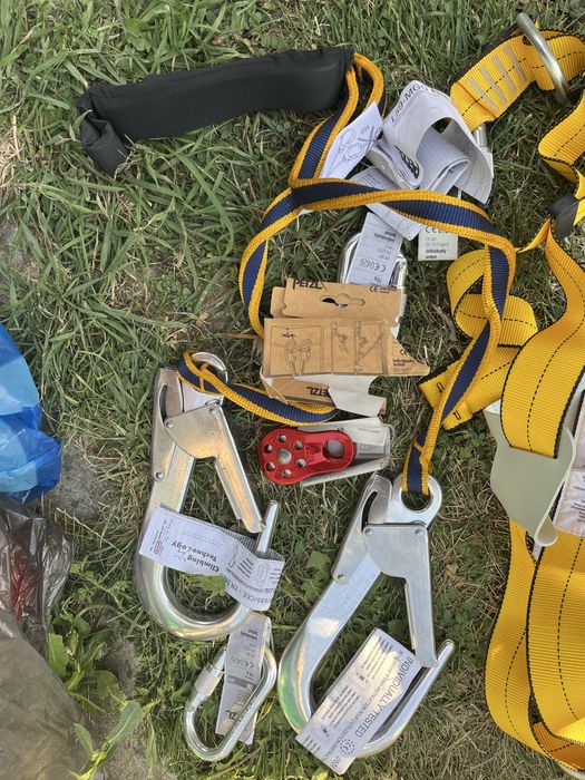 Оборудване за катерене  Petzl