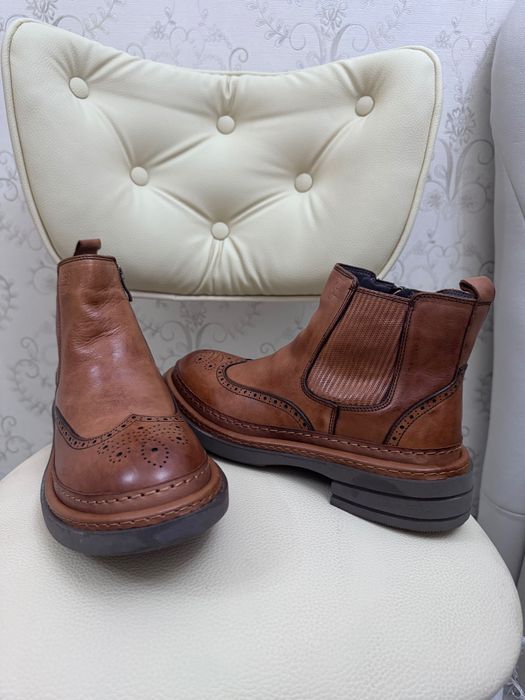 Продам мужскую обувь