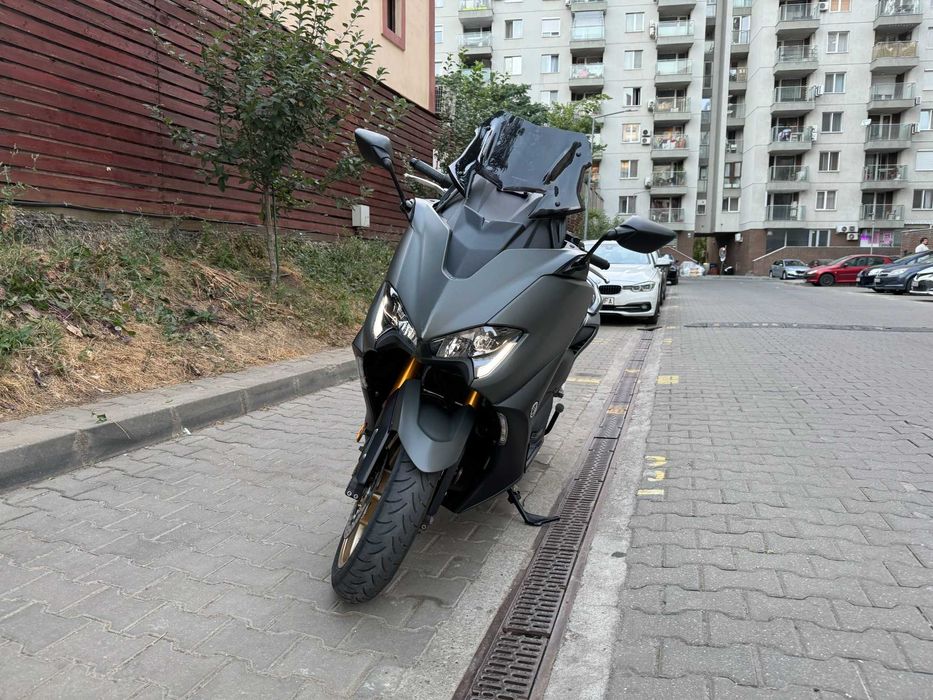 Vand Yamaha TMAX 560 TECHMAX 2020 11.600km