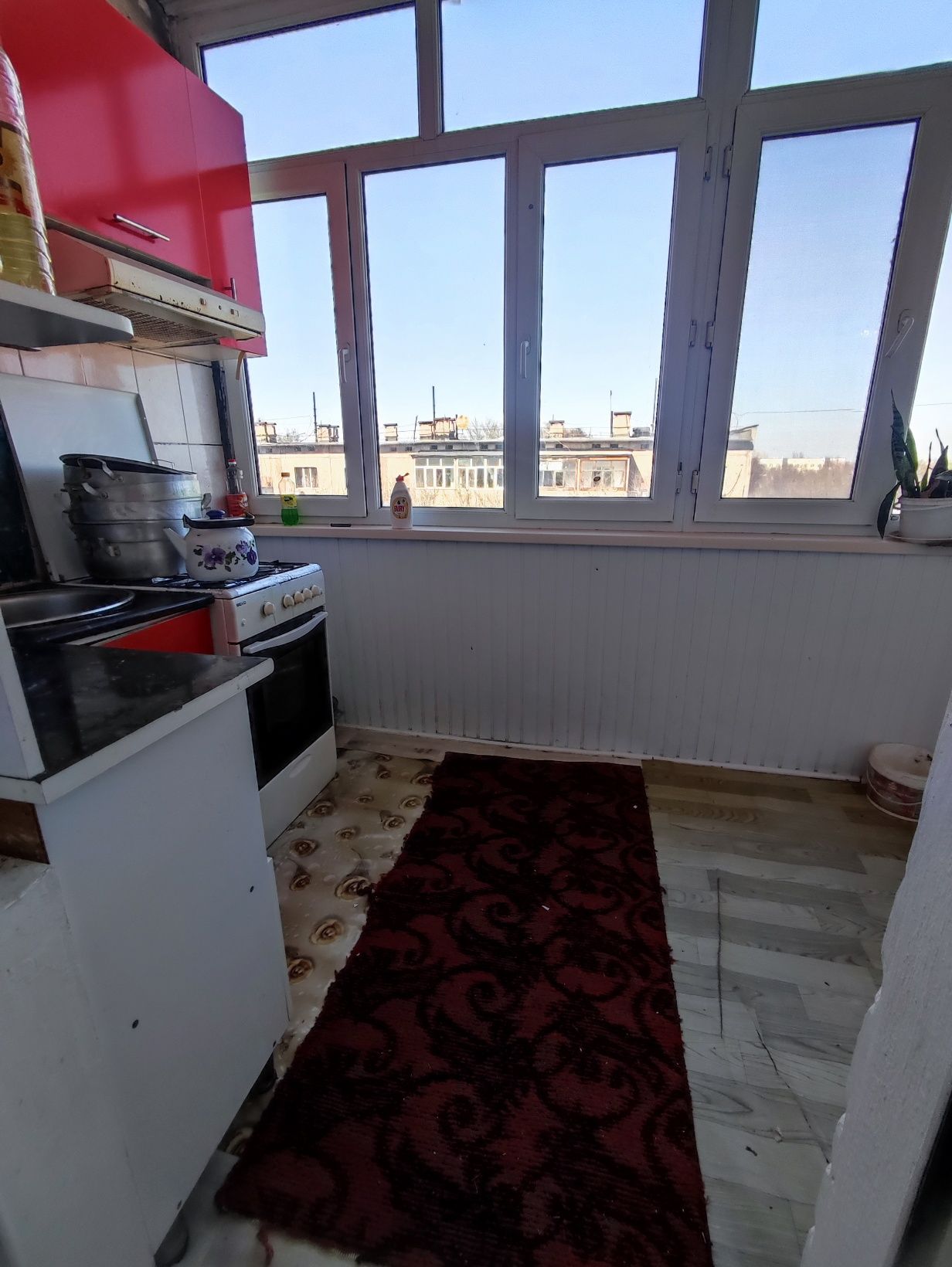 3-х комн. Кирпич лоджия 2*6, балкон Толе би 76