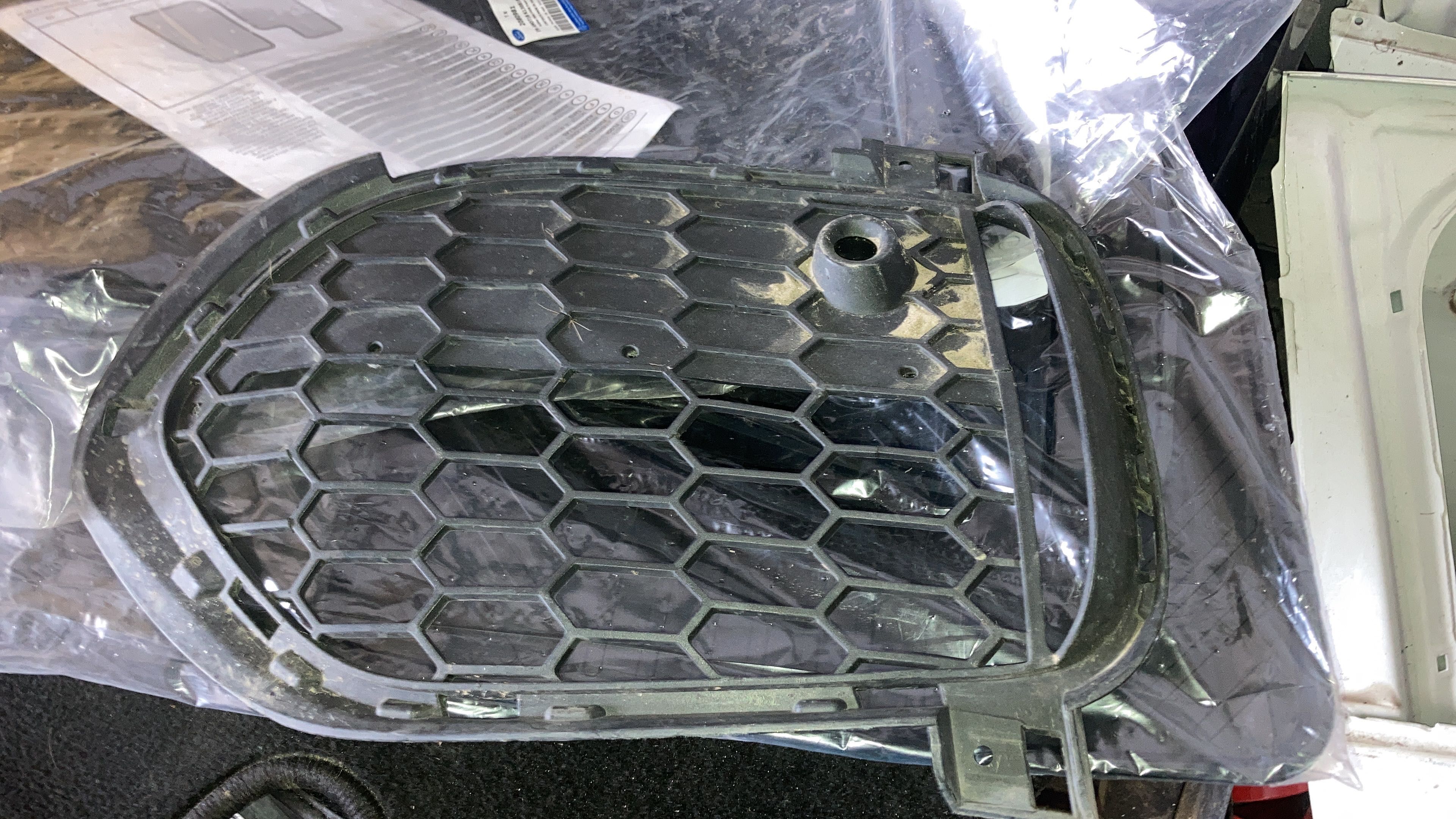 Grila bara fata Bmw X5 F15 M-pachet , m paket BMW X 5 F 15 M  Stanga