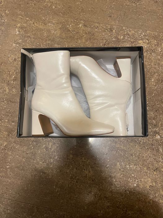 Боти на ток Mango