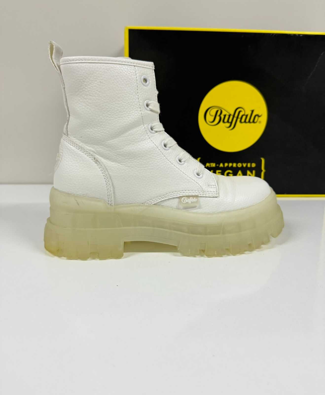 Buffalo Classic Mid Calf
