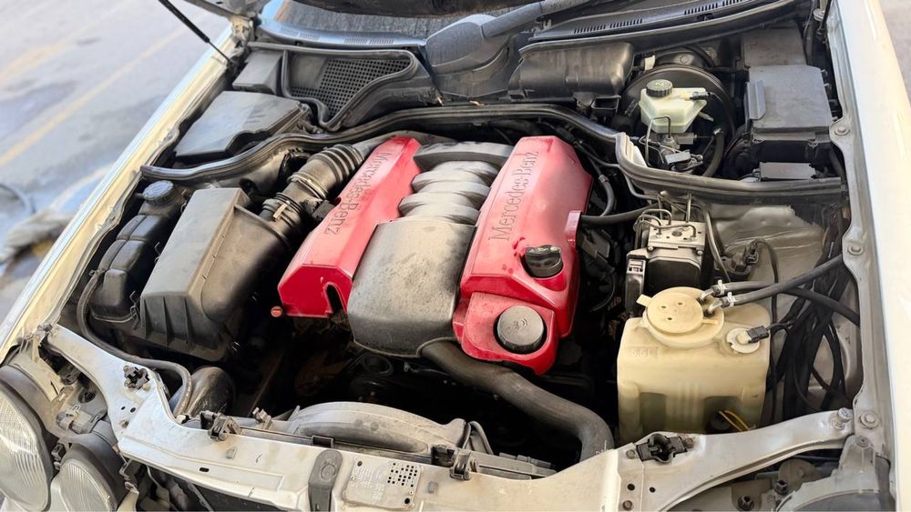 Mersedens benz sotiladi