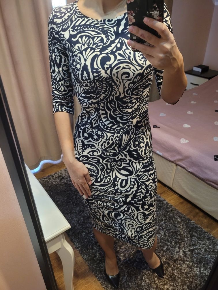Rochita midi frumoasa