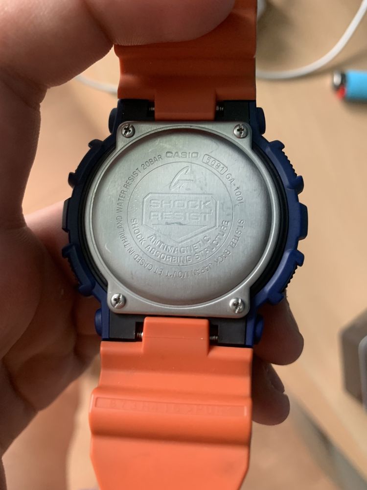 G-shock Casio часовник