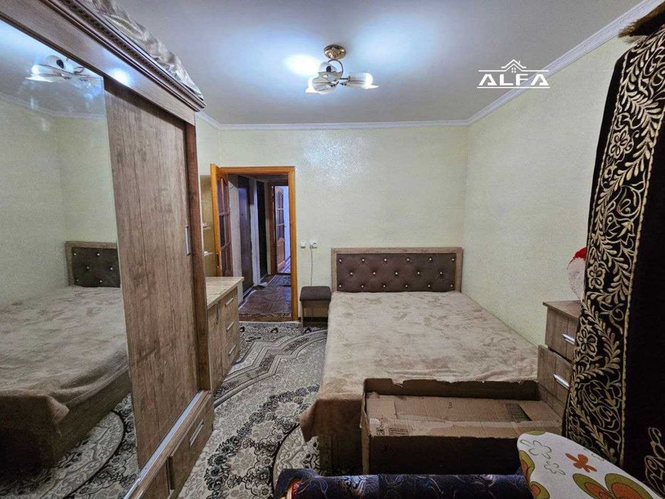 Buxoroda kvartira sotiladi 2 xonali 58m² 1-qavat.