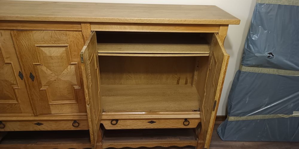 Скрин от масивна дъбова дъвесина