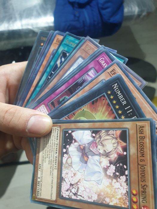 Carti yugioh alese