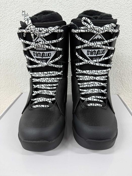 boots noi thirtytwo lashed w mondo 24 europa 38