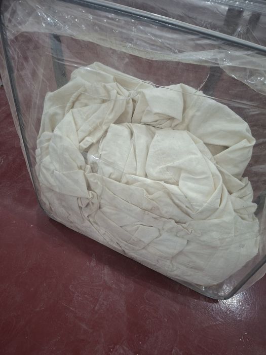 Авточехол қолдан тігілген