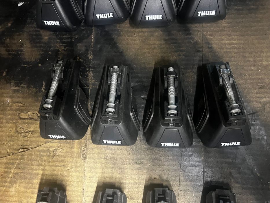 3 perechi Thule Rapid Intracker picioare prindere bare