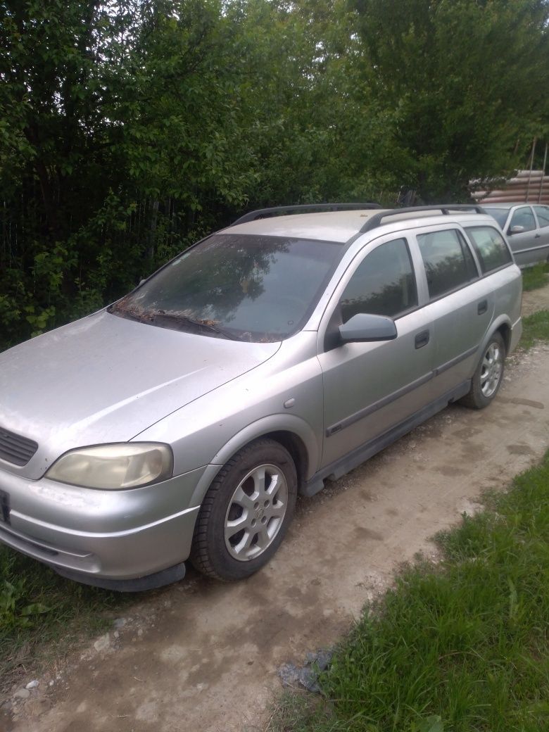 Opel Astra G break 1.7 dti usa poma injectie injectoare