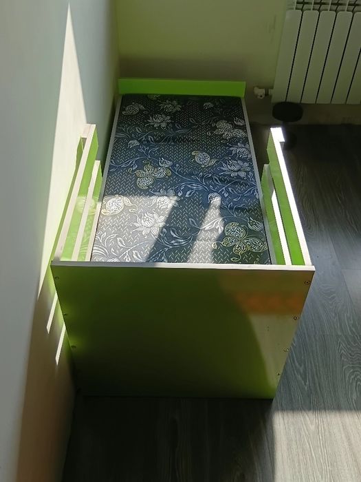 Bolalar kravati srochna sotiladi arzon narxda