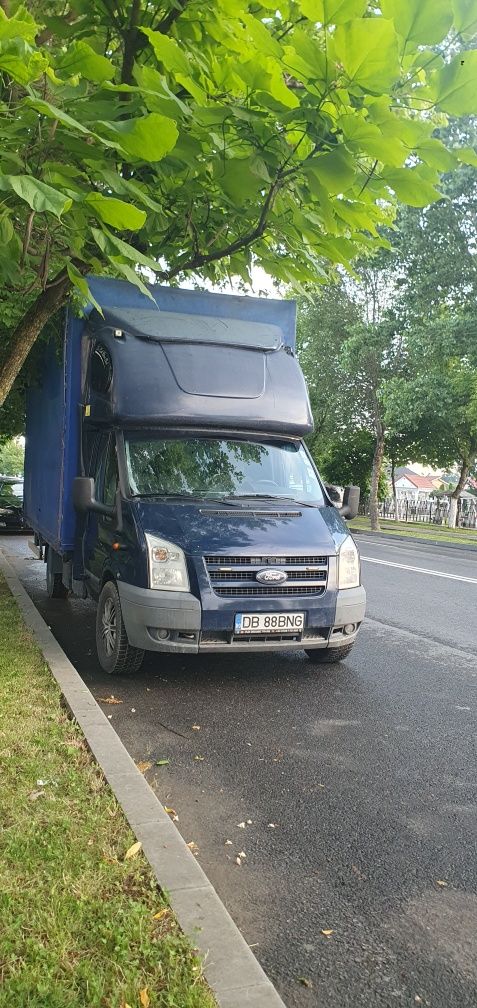 Vând Ford Transit 2.4