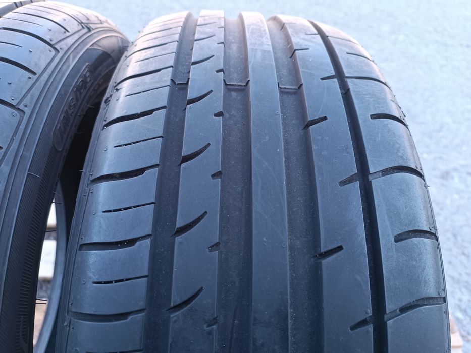 2бр. летни гуми 215/50/18 Falken