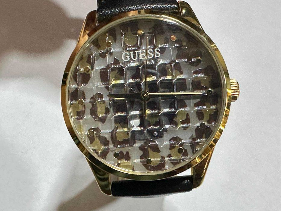 Дамски часовник Guess GW0481L1