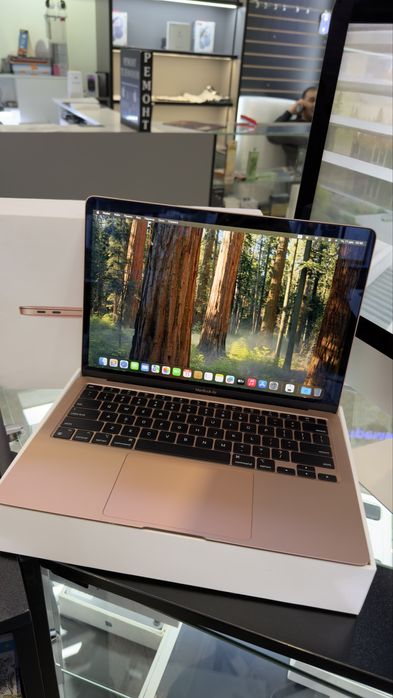 MacBook Air 13 M1 256GB Gold