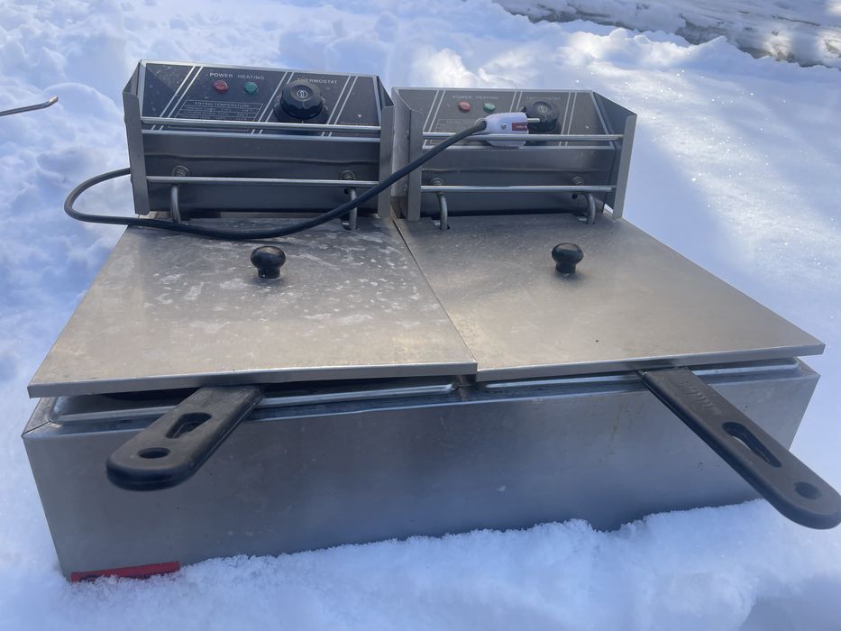 Продается. Фритюрница