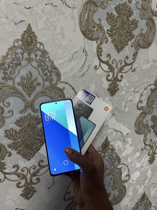 Redmi note 13 128/8+4