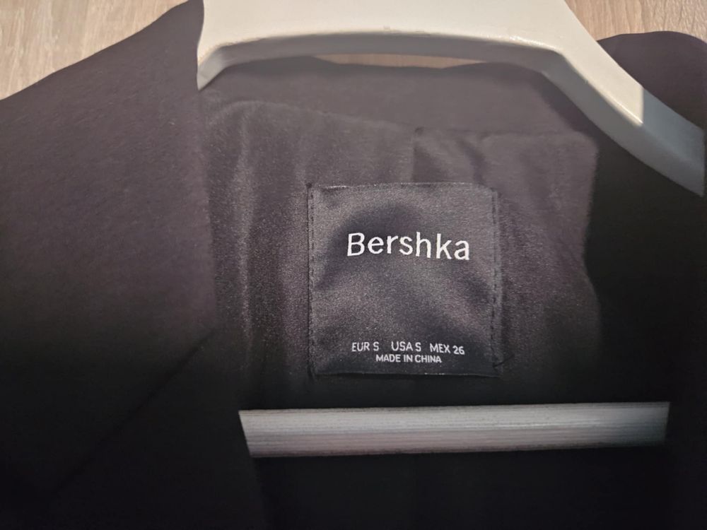 Уникална секси черна рокля блейзър Bershka