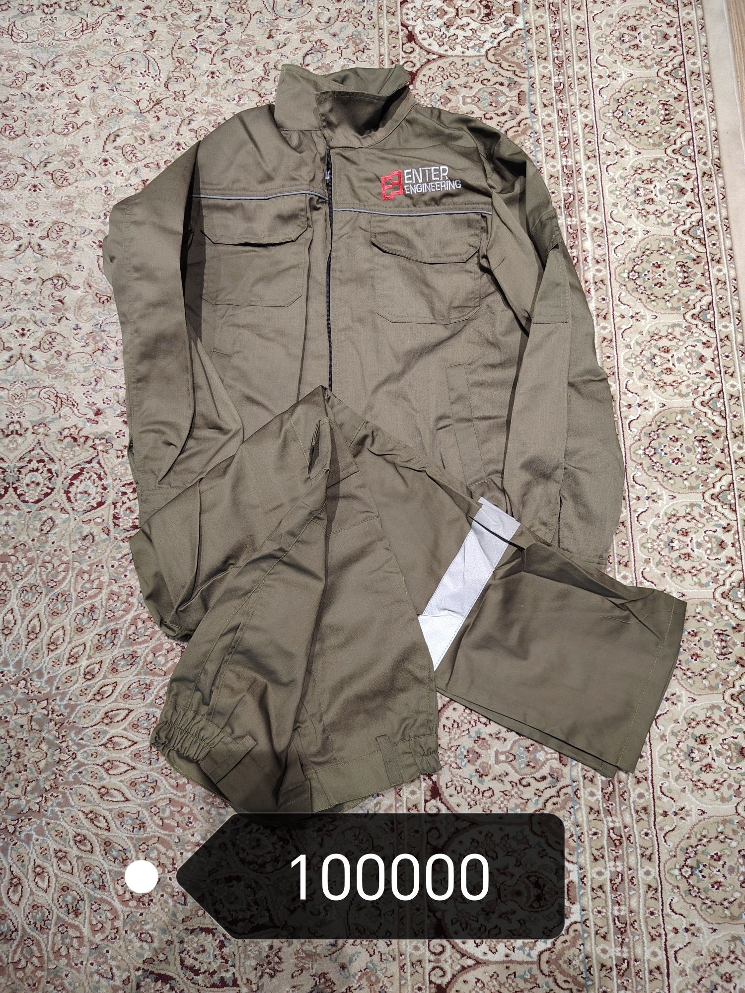 Продам комплекты. Не дорого, новые