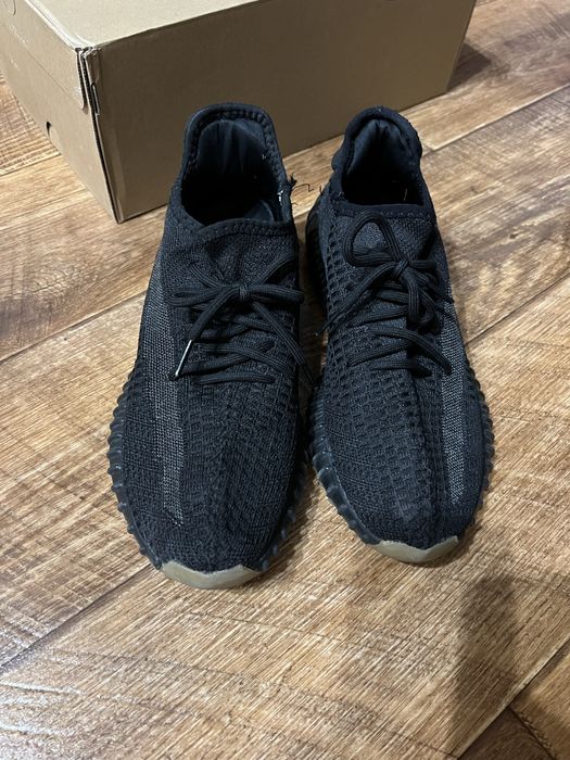 Кроссовки черный