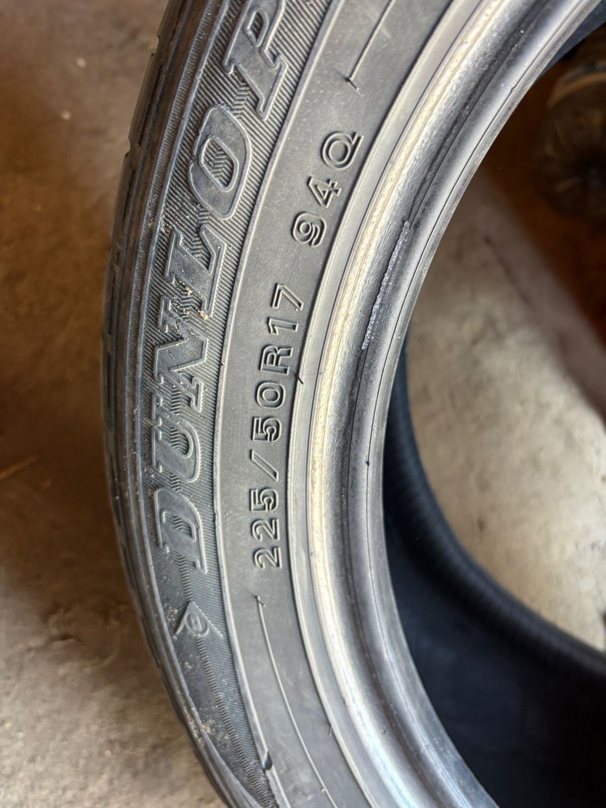 225/50 r17 зимний 3 штук