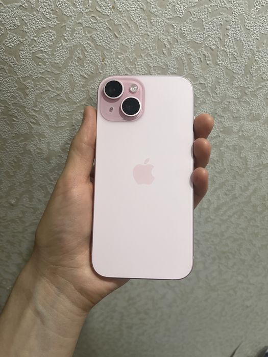 Продам iPhone 15, 128 GB, цвет Pink (розовый)