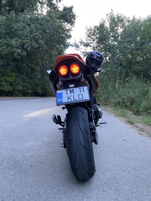 Suzuki GSR 600 2010