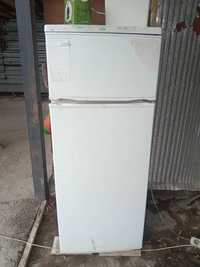 Холодильник б/у не работает продам