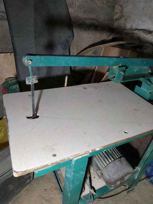 стационарный лобзик состояние идеальное цена договоримся